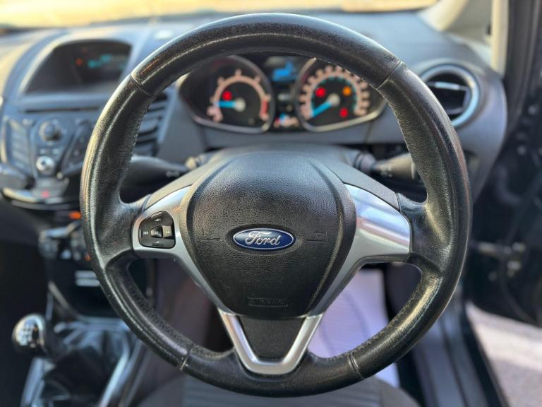 2013 Ford Fiesta 1.6 TDCi Zetec ECOnetic 5dr HATCHBACK DIESEL Manual