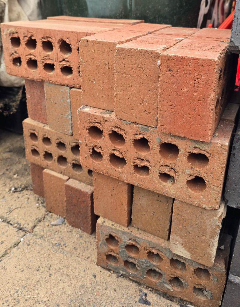 21 pieces Tradesman Heather bricks