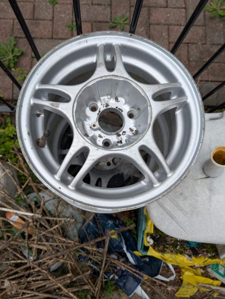 Set of 4, 3 Stud Alloy Wheels