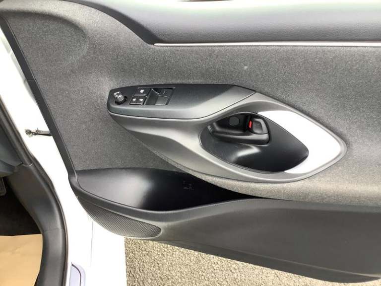 2022 Toyota Yaris 1.5 Hybrid Icon 5dr CVT HATCHBACK PETROL/ELECTRIC Automatic