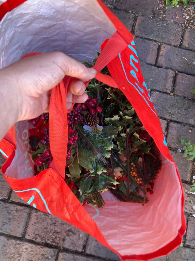 Big bag Christmas Decorations Bundle – Holly, Berries, Poinsettia