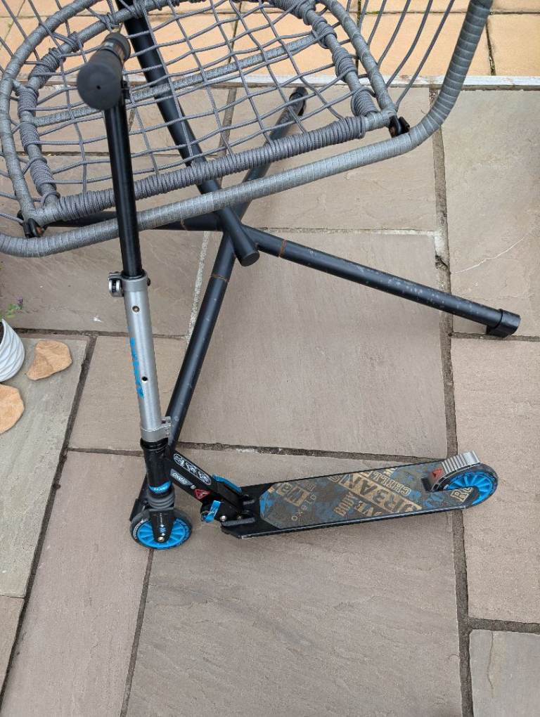 Oxelo scooter 