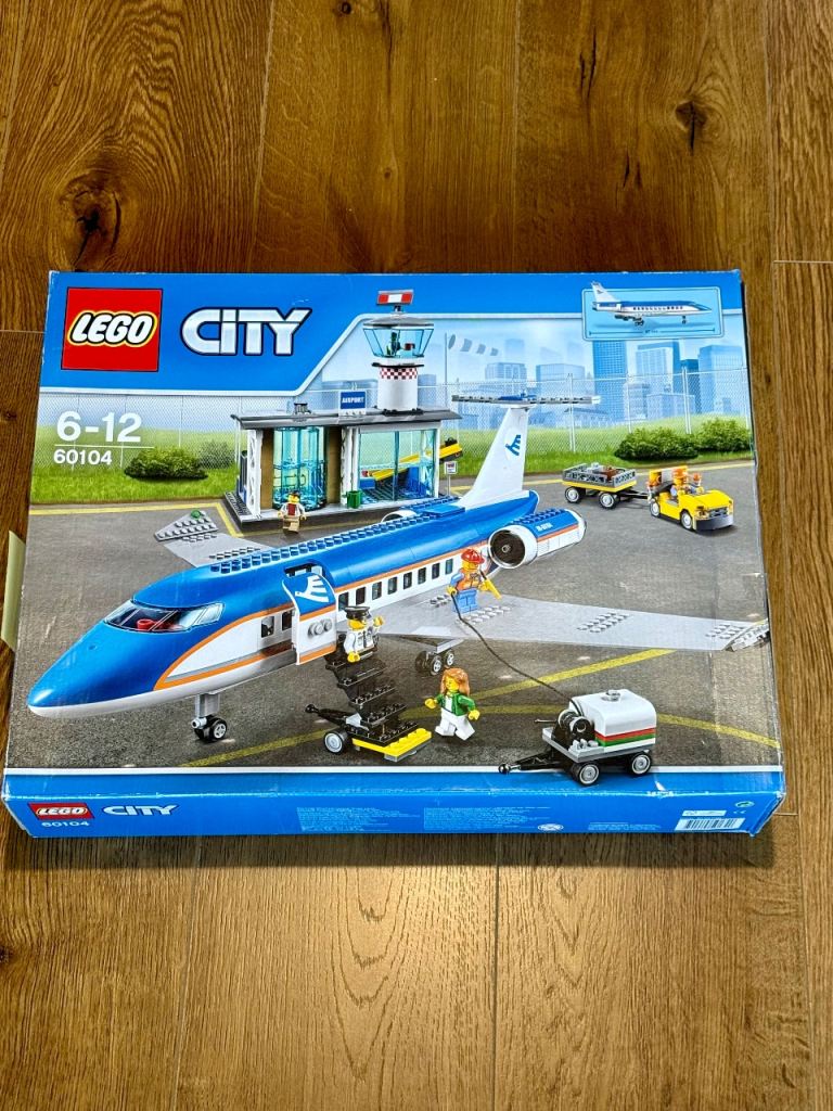 ✈️ LEGO 60104 Airport Passenger Terminal – Boxe