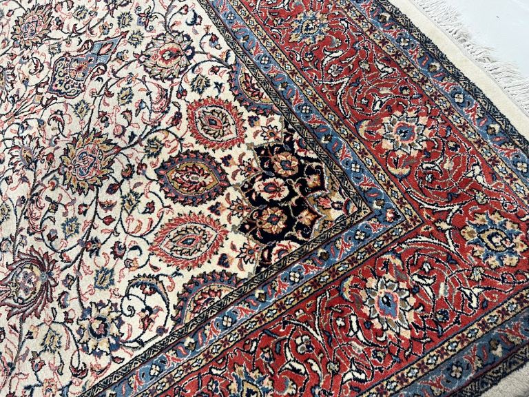 Persian sarouk rug 270x350cm