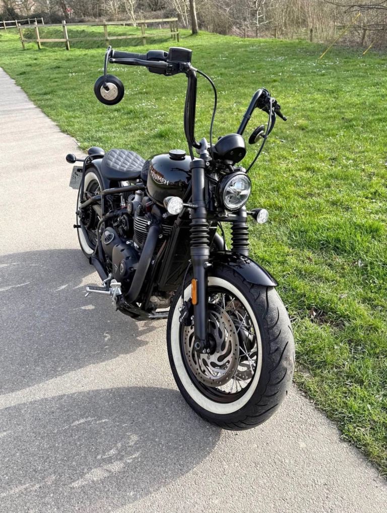 2018 triumph Bonneville black edition