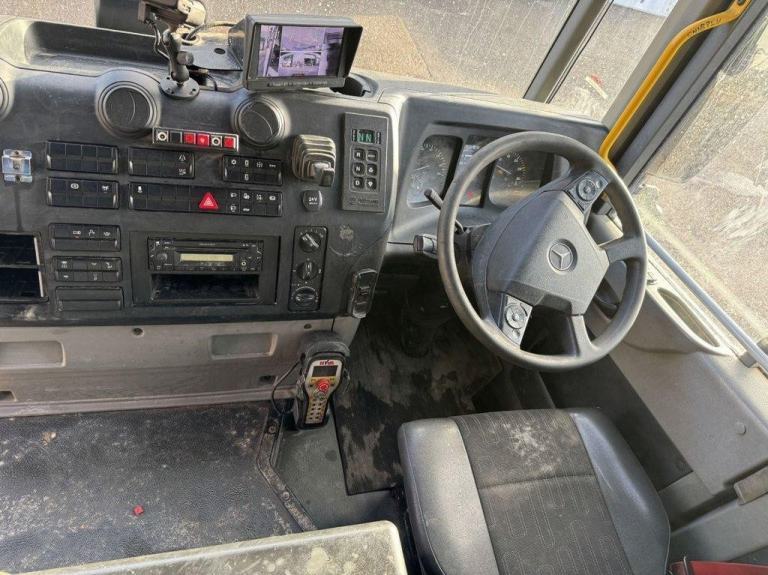 2018 MERCEDES ECONIC 1830 SKIP LOADER