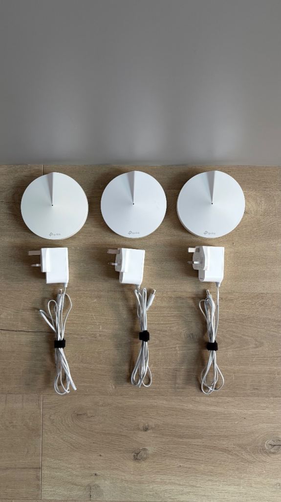 TP-Link Deco M5 Home Mesh WiFi Network. x3 Pack