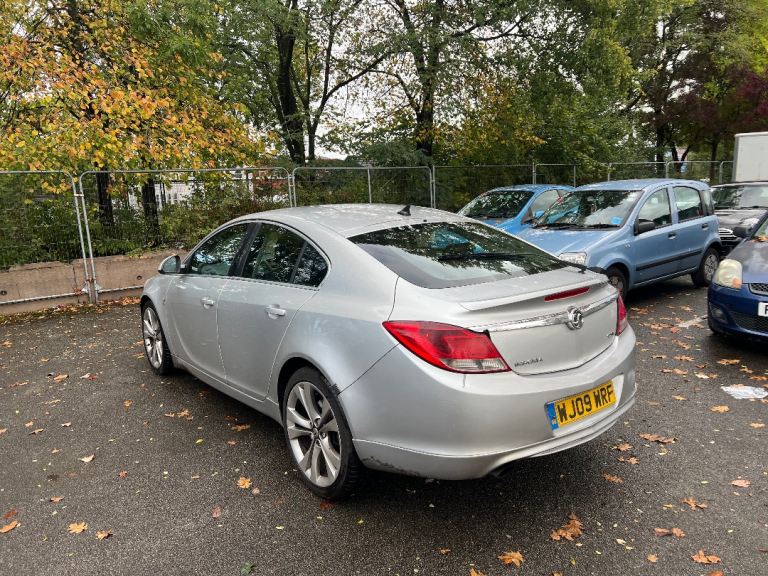 Vauxhall, INSIGNIA, Hatchback, 2009, Manual, 1956 (cc), 5 doors