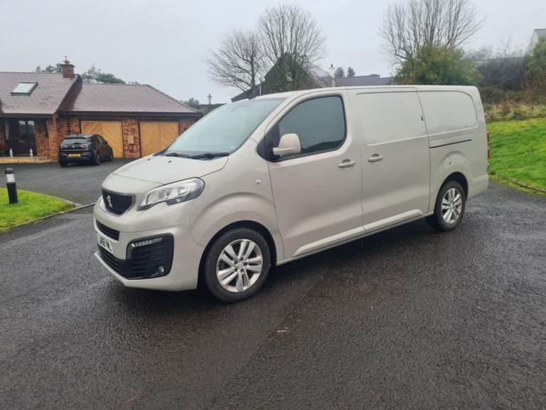 2018 Peugeot Expert Pro Long Blue 1.6 HDI......Genuine Low Miles