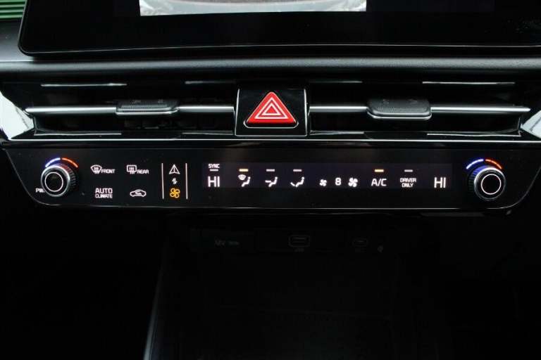 2024 Kia Niro 1.6h GDi 4 SUV 5dr Petrol Hybrid DCT Euro 6 (s/s) (139 bhp) ESTATE Petrol/Electric ...