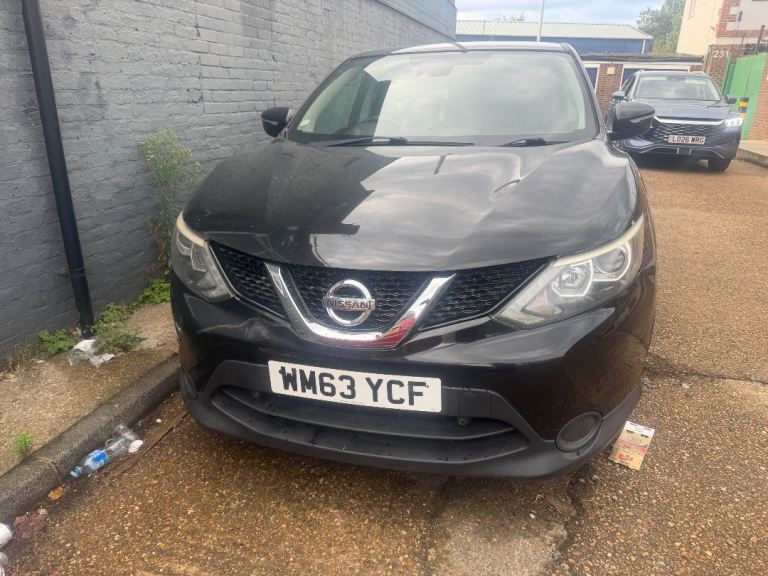 Nissan Quashqai Visia Smart Vision Dig-T 2014