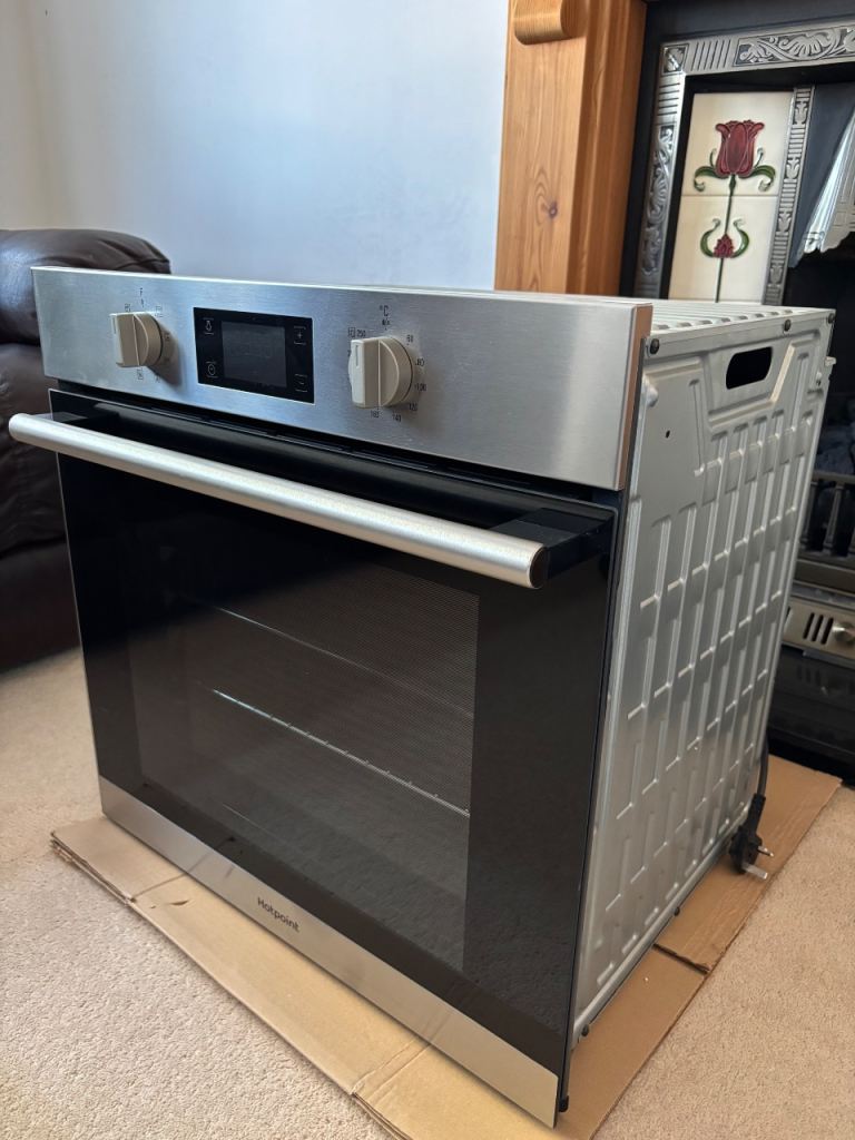 Hotpoint Oven Excellent condition 