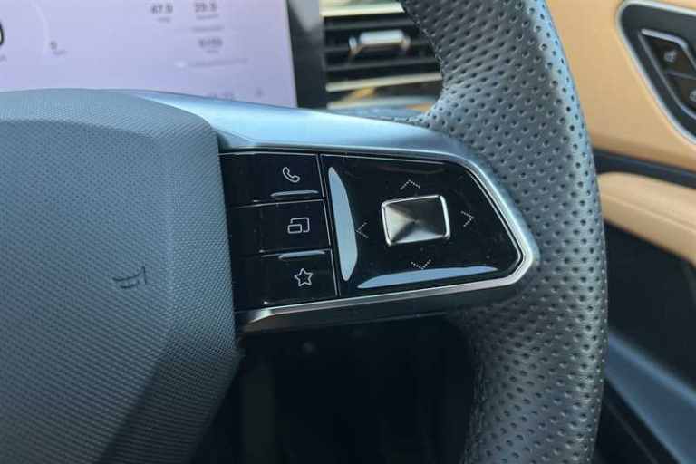 2025 MG MG HS 1.5 T-GDI 24.7kWh Trophy SUV 5dr Petrol Plug-in Hybrid Auto Euro 6 (s/s) (2 SUV Hyb...