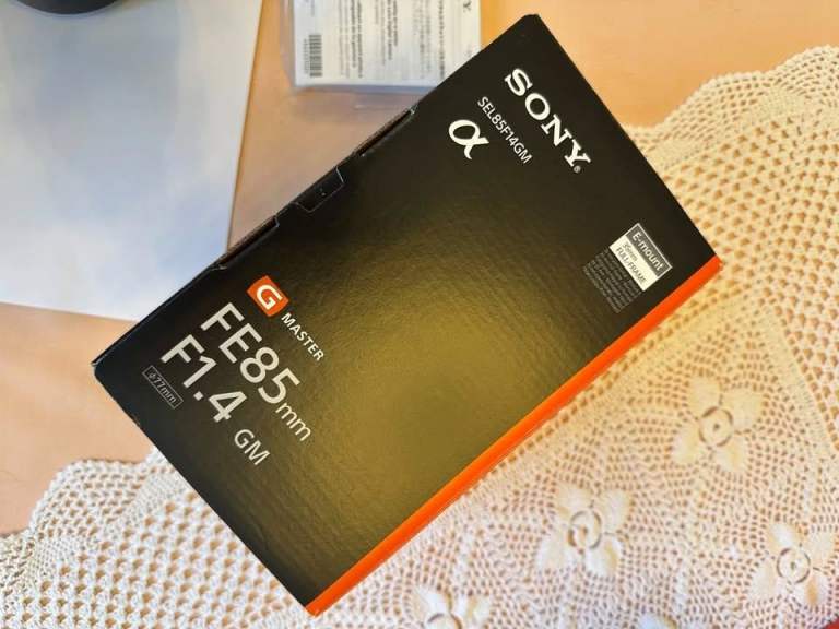 Sony FE 85mm f/1.4 G Master Lens – Open Box, Unused, Mint, Complete