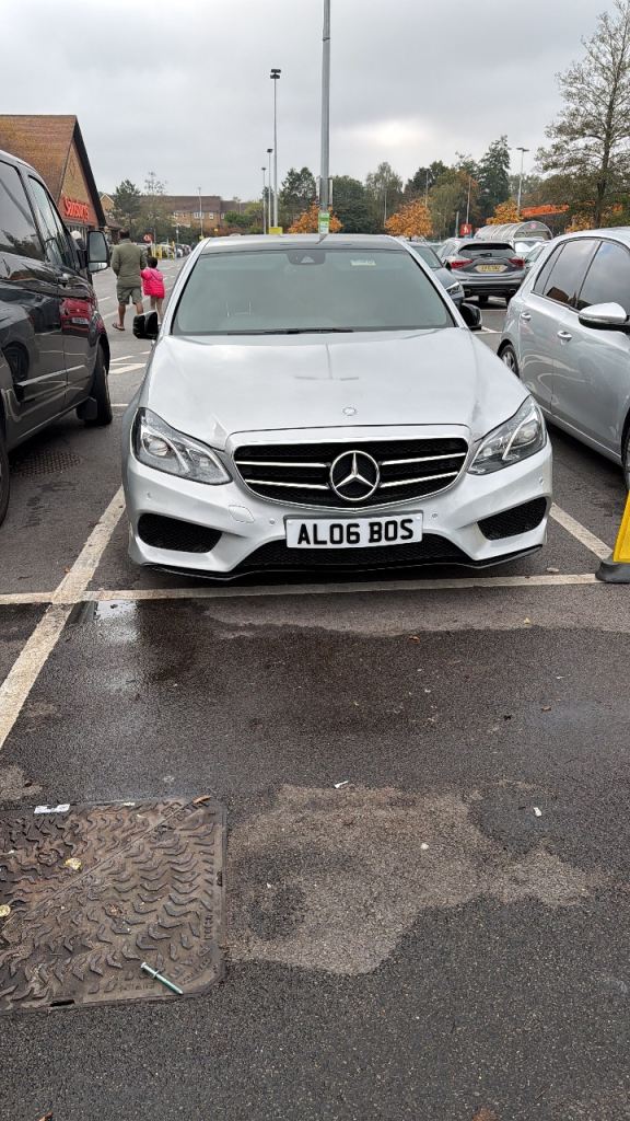 Mercedes-Benz, E CLASS, Saloon, 2015, Semi-Auto, 2143 (cc), 4 doors