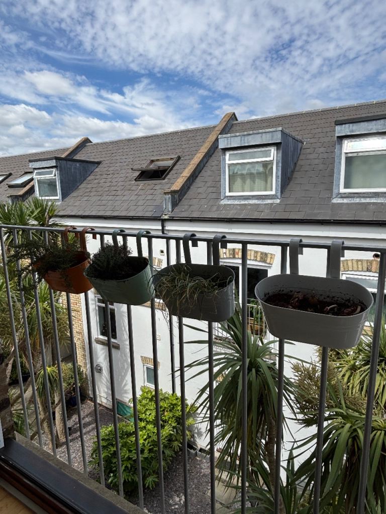 Set of 4 Balcony Hanging Planters – Mixed Colours, Good Condition