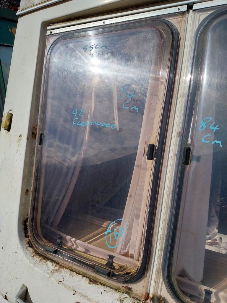 92 Fleetwood caravan front offside window 