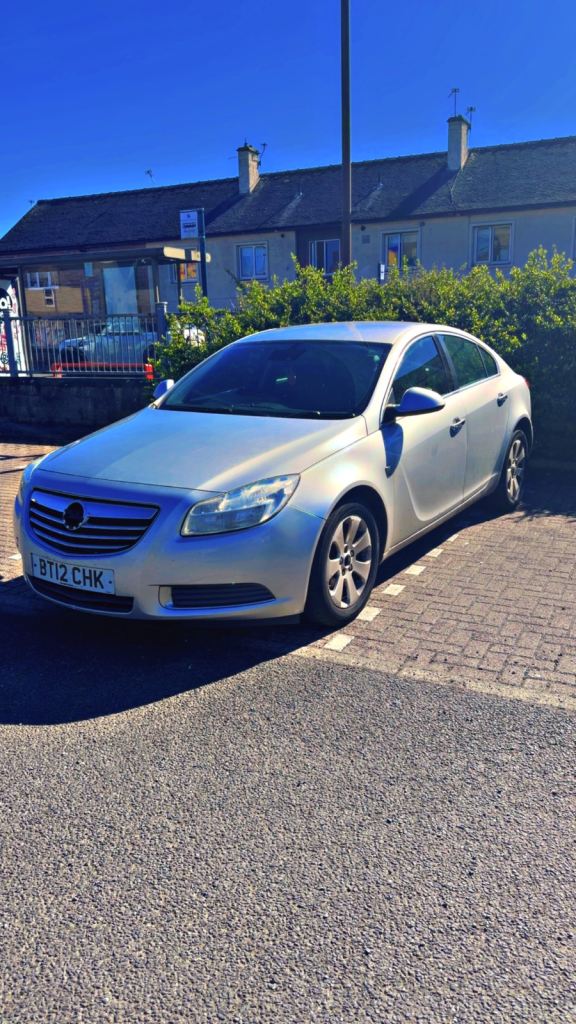 2012 VAUXHALL INSIGNIA 2.0 DIESEL 6 SPEED MANUAL MOT SEPTEMBER 116K MILES STARTS N DRIVES GREAT