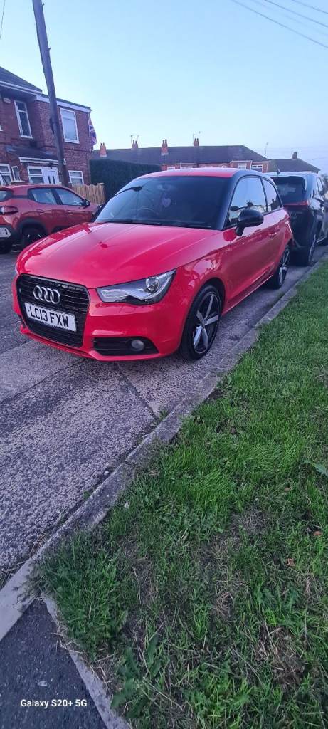  2013 audi A1 (amplified edition)Manual, 1390 (cc), 3 doors
