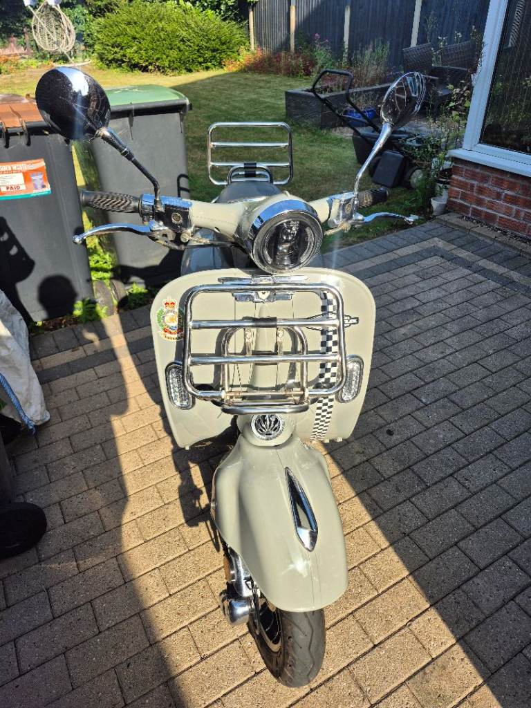AJS Modena Scooter 125cc
