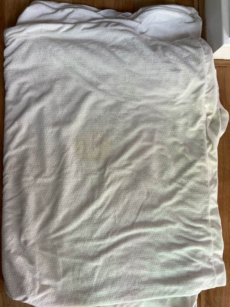 Creamy White mattress topper Cover – standard Double Size, Fair Condition