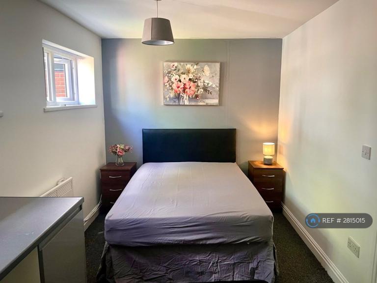 1 bedroom in Stuarts Road, Birmingham, B33 (#2815015)