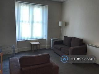 1 bedroom flat in Holburn Street, Aberdeen, AB10 (1 bed) (#2935549)