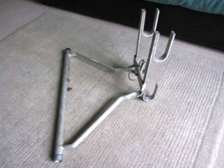 LADDER STAND OFF Attachment for Walls to do Gutter Cleaning / External Painting Etc 