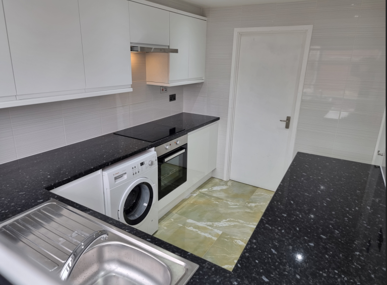 3-Bedroom Family Home – Coffee Hall, Milton Keynes | £1,545 PCM | Available 07 October 2026