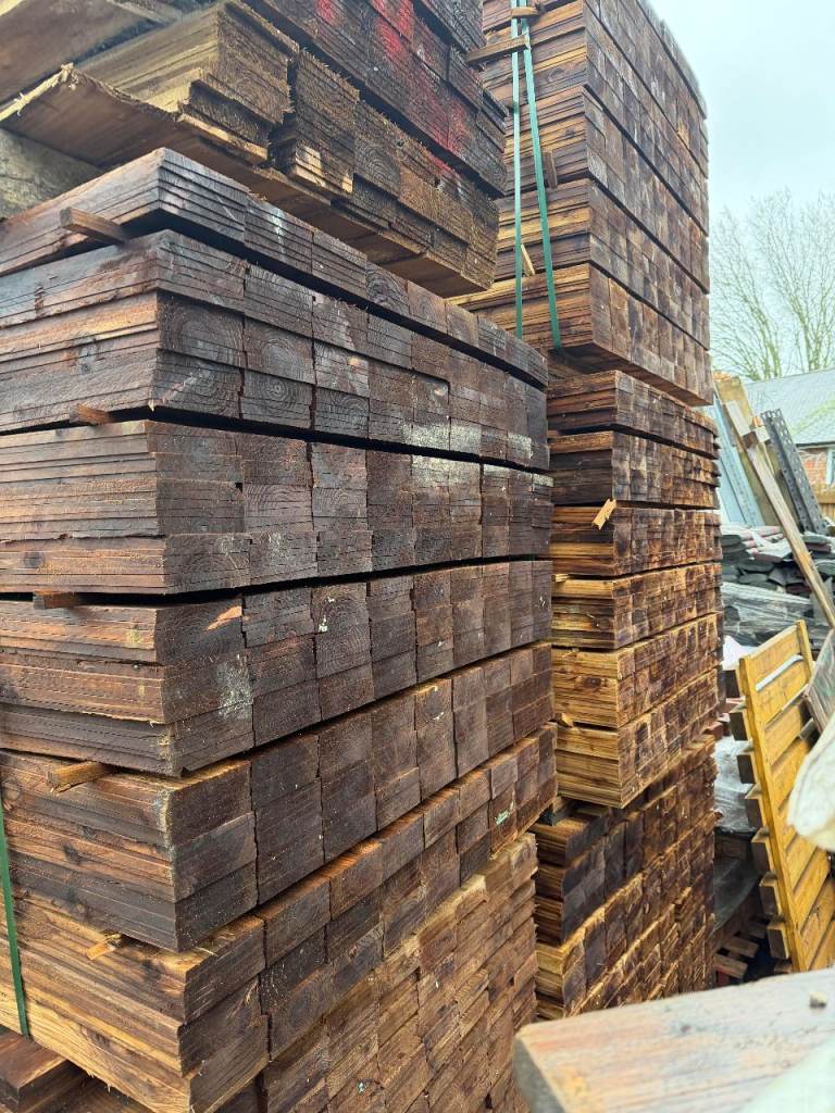 125mm x 22mm Brown Feather Edge Board