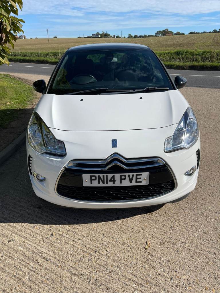 Citroen, DS3, Hatchback, 2014, Manual, 1560 (cc), 3 doors