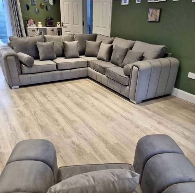 Stunning Grey Velvet Corner Sofa - New