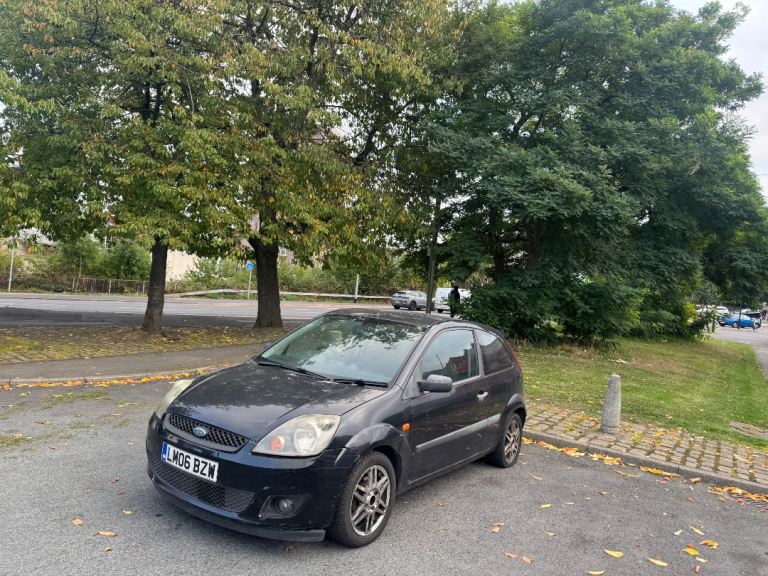 Ford fiesta 1.6 Style Automatic 3dr Petrol
