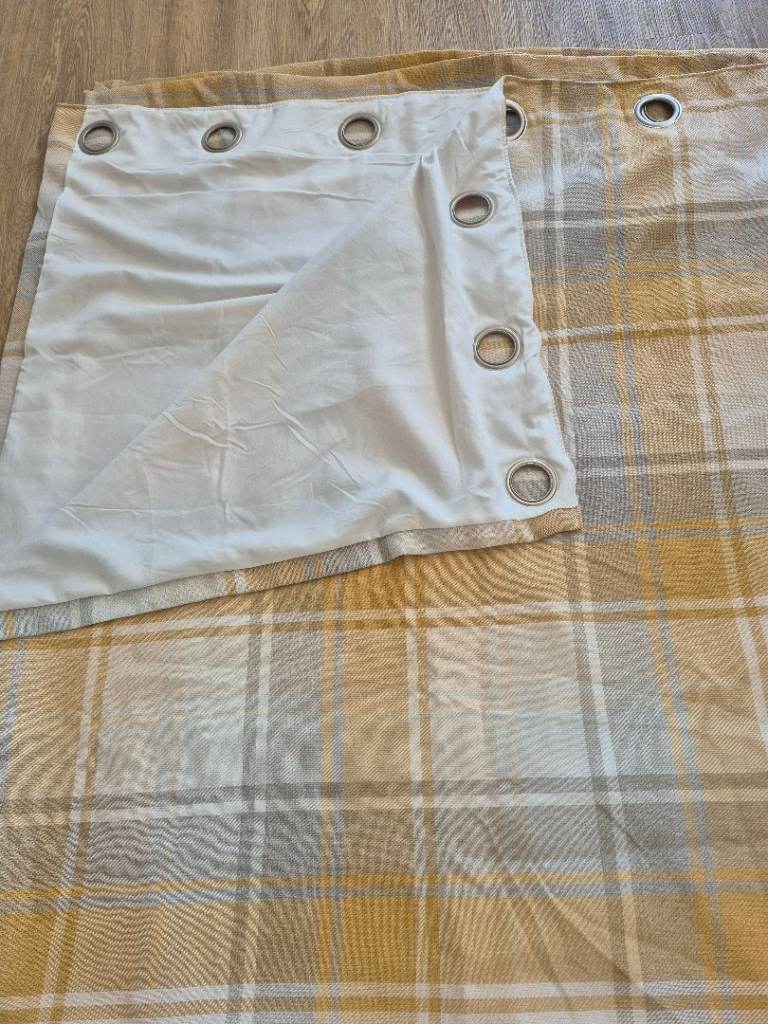 Pair of Plaid Eyelet Curtains – Yellow, Grey, As Good As New
