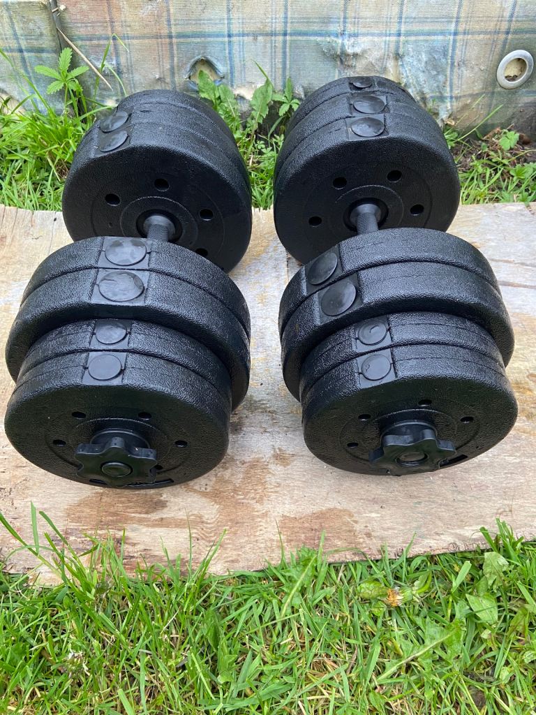 Adjustable Dumbbells 30KG  + 2 x 4.5KG Dumbbells
