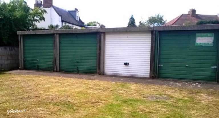 Garage to rent in Enfield (EN2) | Stashbee