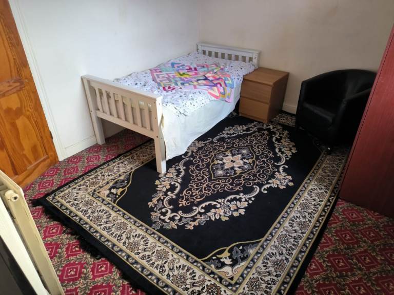 Private Room on Rent in Sheffield | Private Room for Rent in Sheffield 