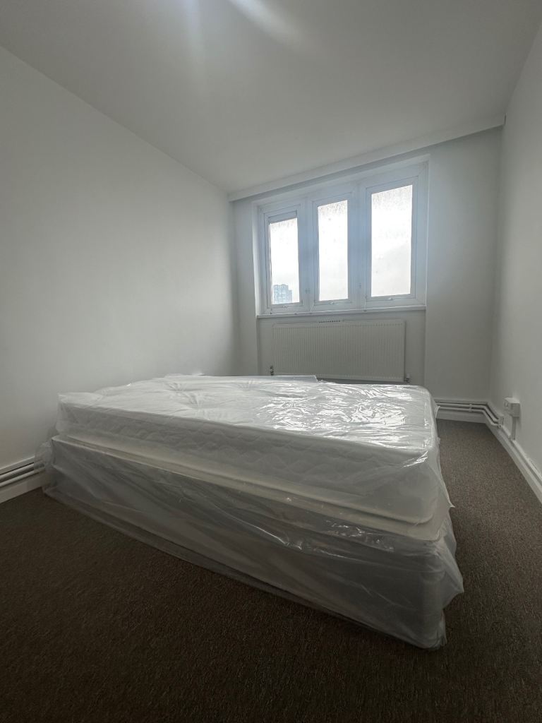 Brand New Single Grey Divan Bed with Mattress – Still in Packaging