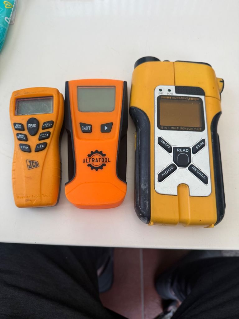 Stud metal live wire detector 