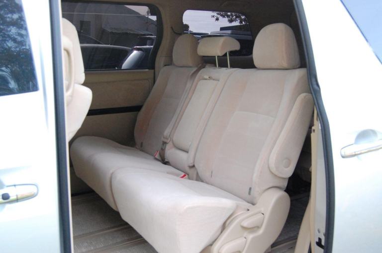 TOYOTA ALPHARD 240X Silver Auto Petrol 2009