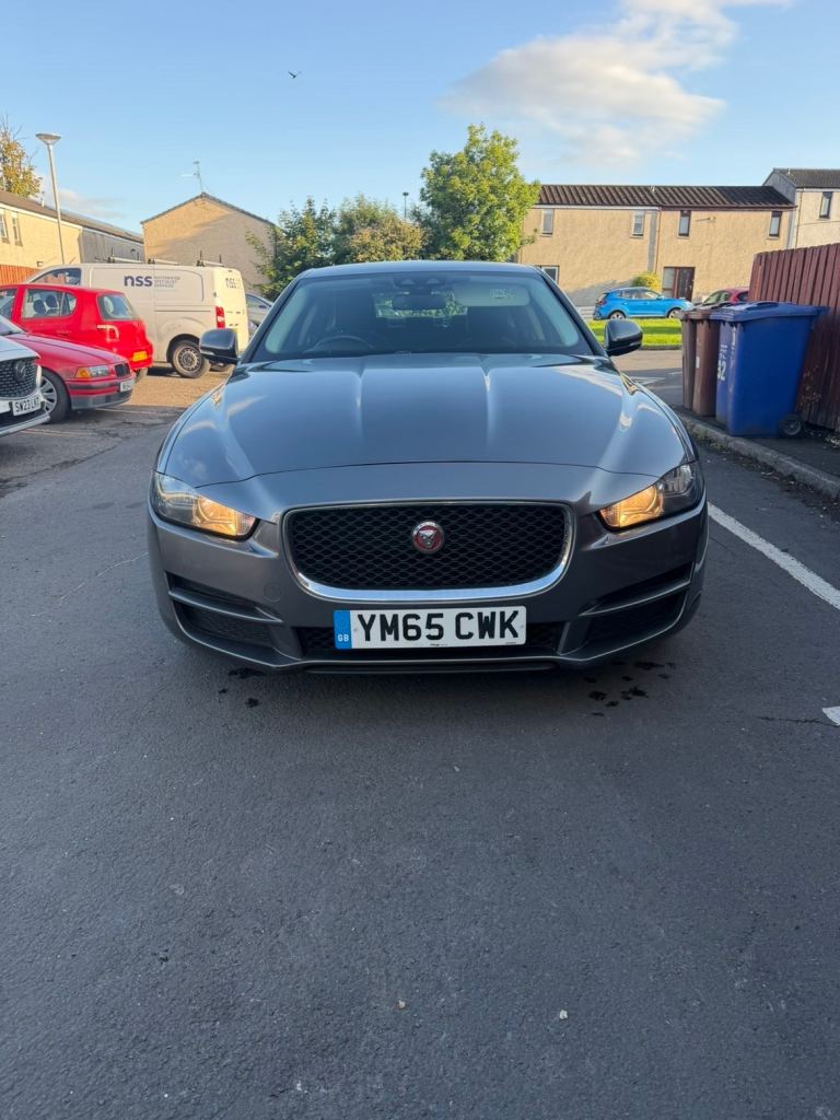 Jaguar, XE, Saloon, 2016, Manual, 1999 (cc), 4 doors