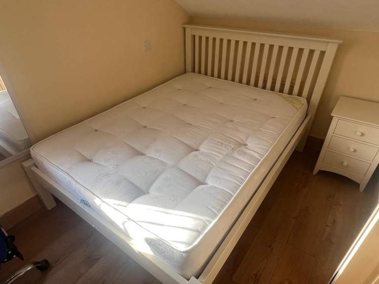 Julian Bowen - Bedroom Furniture Set (New £1300) – Single units or Sets 