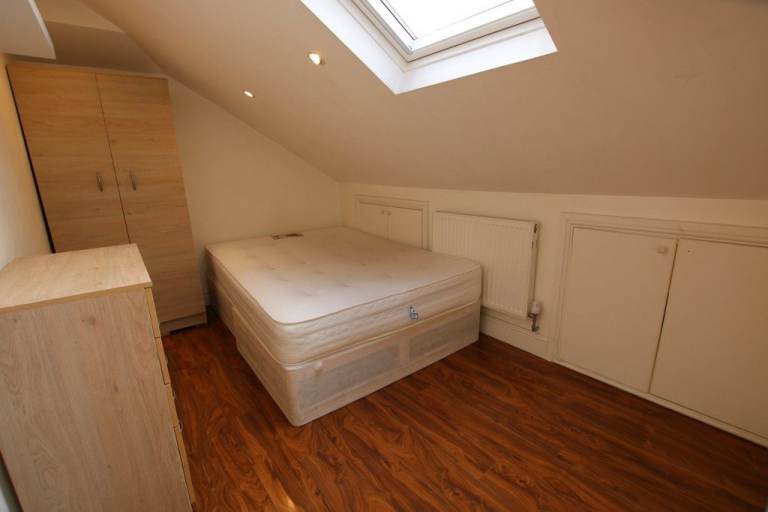 4 Bedroom Flat Available To Rent On Station Terrace, Kensal Rise, NW10
