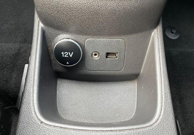 2014 Ford Fiesta 1.25 Zetec Hatchback 3dr Petrol Manual Euro 5 (82 ps) HATCHBACK Petrol Manual