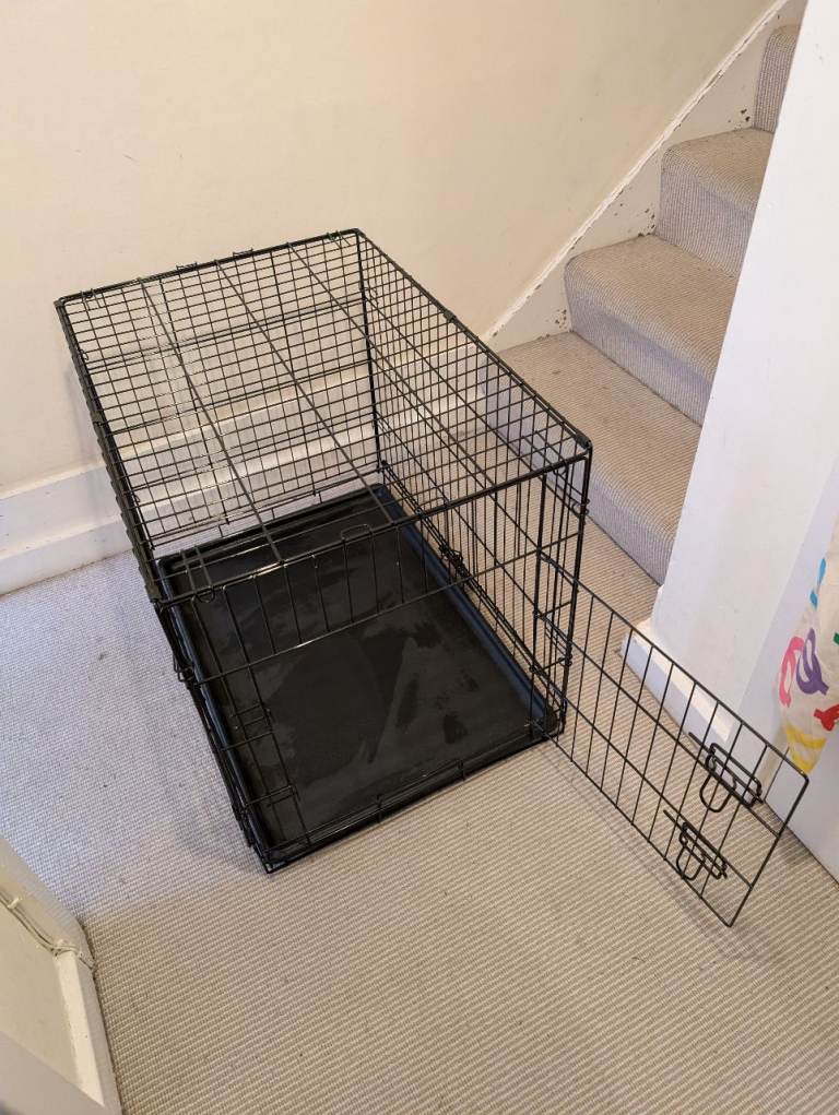 Medium sized dog crate
