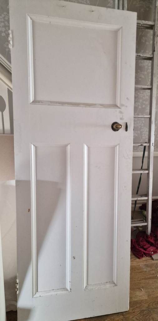 White Internal Door with Handle – Fair Condition