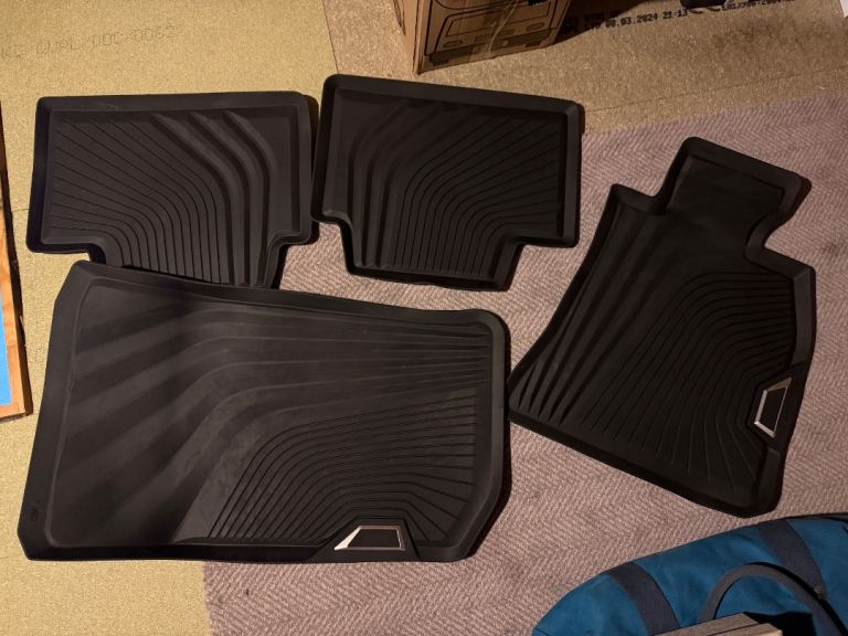 BMW 3 Series G20 / G21 Genuine All-Weather Rubber Floor Mats (Front and Rear)
