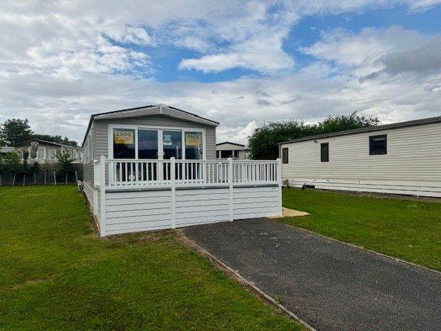 Luxury Villa For Sale On 4 Star Luxury Holiday Park Near Southwold