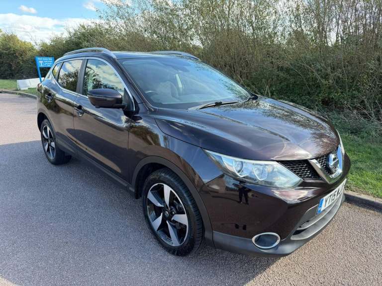 2015 Nissan Qashqai 1.2 DiG-T N-Tec+ 5dr Xtronic HATCHBACK PETROL Automatic
