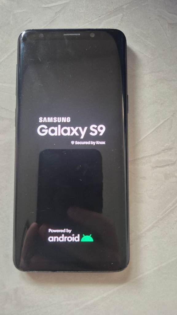 Unlocked Samsung Galaxy S9 64GB - Black, Good Condition